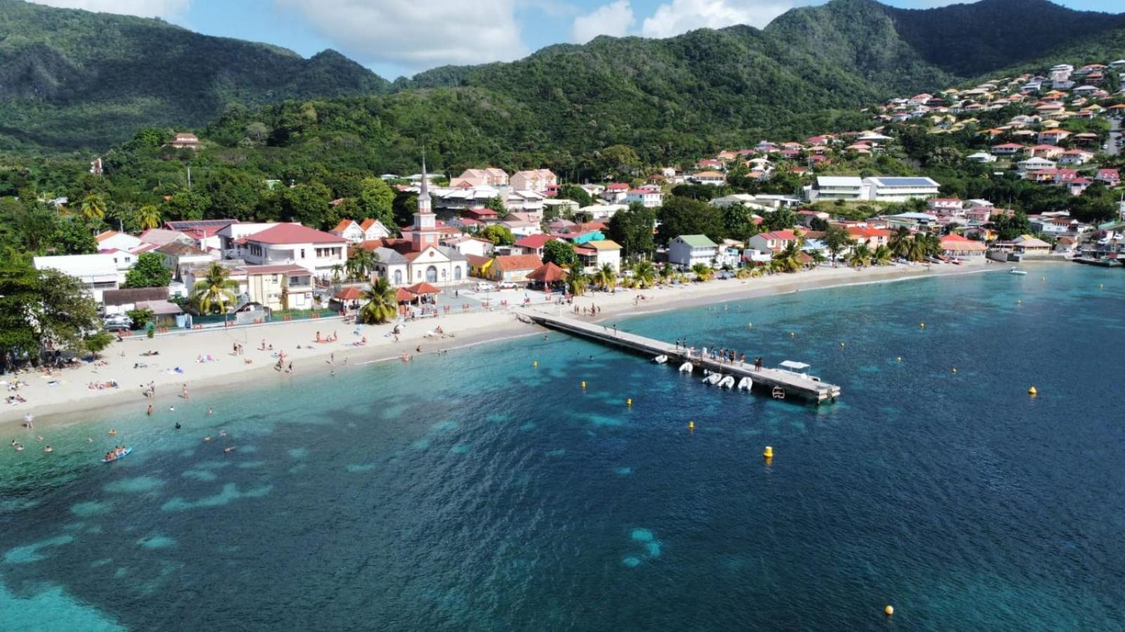 Bungalow "Doussin' Kreyol", Au Calme A 150M De La Plage Grande Anse 외부 사진